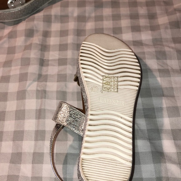 Sandals - Picture 3 of 3